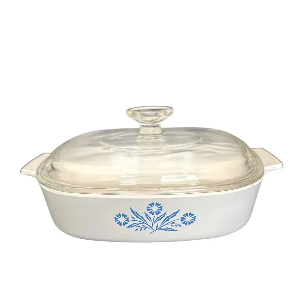 CorningWare 8x8 White Caserole Dish with Pyrex Glass Lid